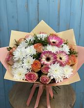 Букет гармония природы в Красной Поляне Кировской области Букет цветов из:  Розы, Герберы и Хризантемы в Красной Поляне Кировской области