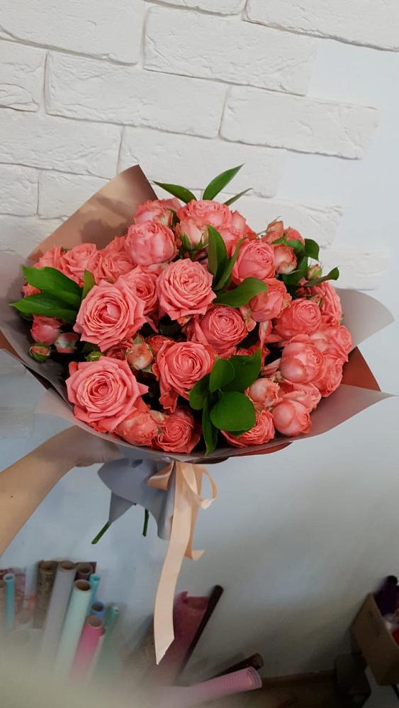 Букет милашка в Красной Поляне Кировской области Букет цветов из: Розы в Красной Поляне Кировской области