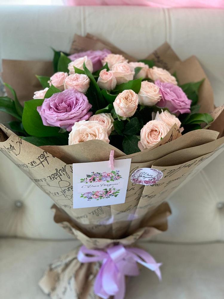 Букет розовая сирень в Красной Поляне Кировской области Букет цветов из: Розы в Красной Поляне Кировской области