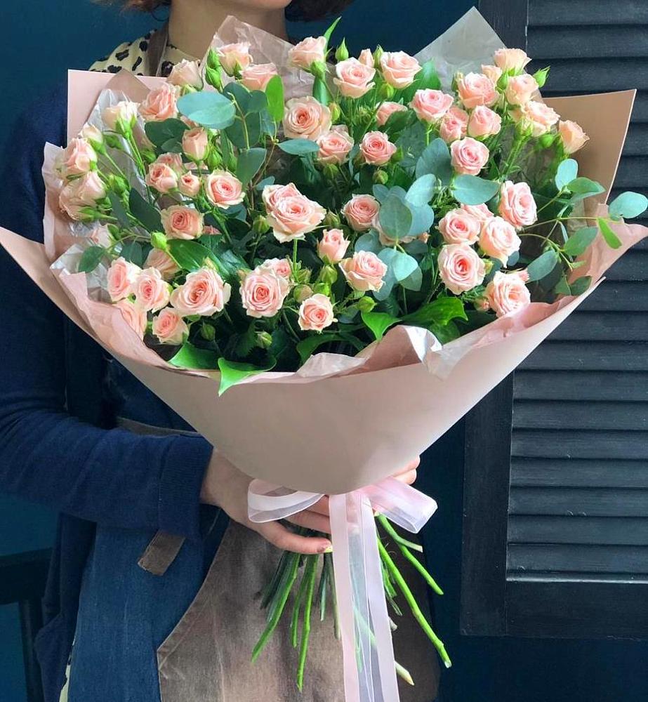 Букет роз Удовольствие в Красной Поляне Кировской области Букет Удовольствие в Красной Поляне Кировской области