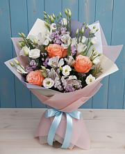 Букет Утренняя свежесть в Красной Поляне Кировской области Букет цветов из:  Лизиантусы, Розы, Альстромерии и Гипсофила в Красной Поляне Кировской области