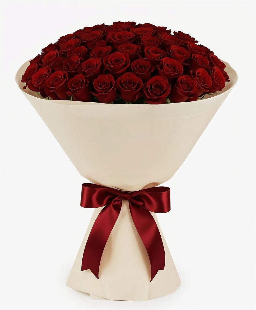 Букет 101 Бордовая роза Блэк Бакарра в Красной Поляне Кировской области