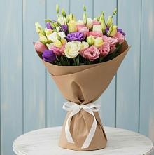 Букет Цветная эустома в Красной Поляне Кировской области Букет цветов из:  Лизиантусы в Красной Поляне Кировской области